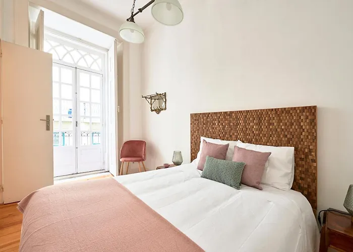 Appartement Spacious In The Perfect Location, By Timecooler