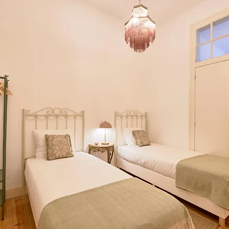 Διαμέρισμα Spacious In The Perfect Location, By Timecooler *