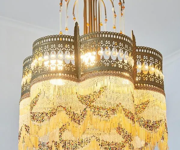 Spacious In The Perfect Location, By Timecooler * Lisboa