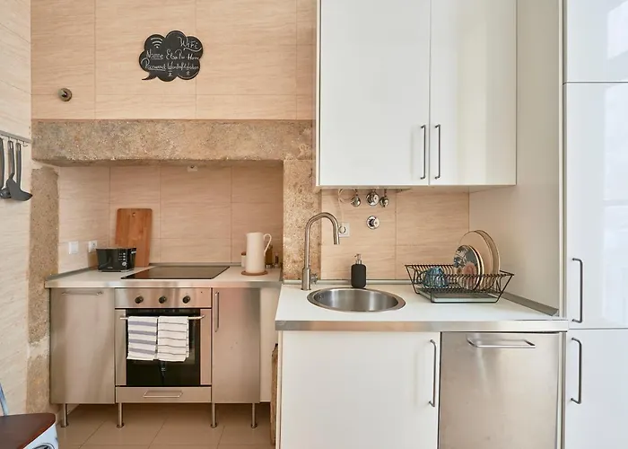 Spacious In The Perfect Location, By Timecooler *