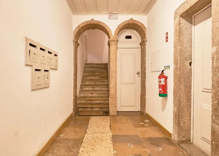 公寓 Spacious In The Perfect Location, By Timecooler